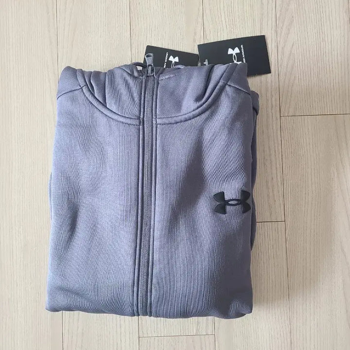[SOLD OUT] 언더아머 XL 미사용 새것.ㅡ 무료배송