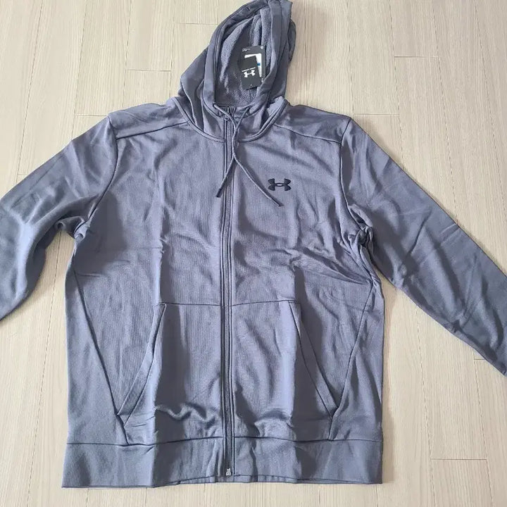 [SOLD OUT] 언더아머 XL 미사용 새것.ㅡ 무료배송