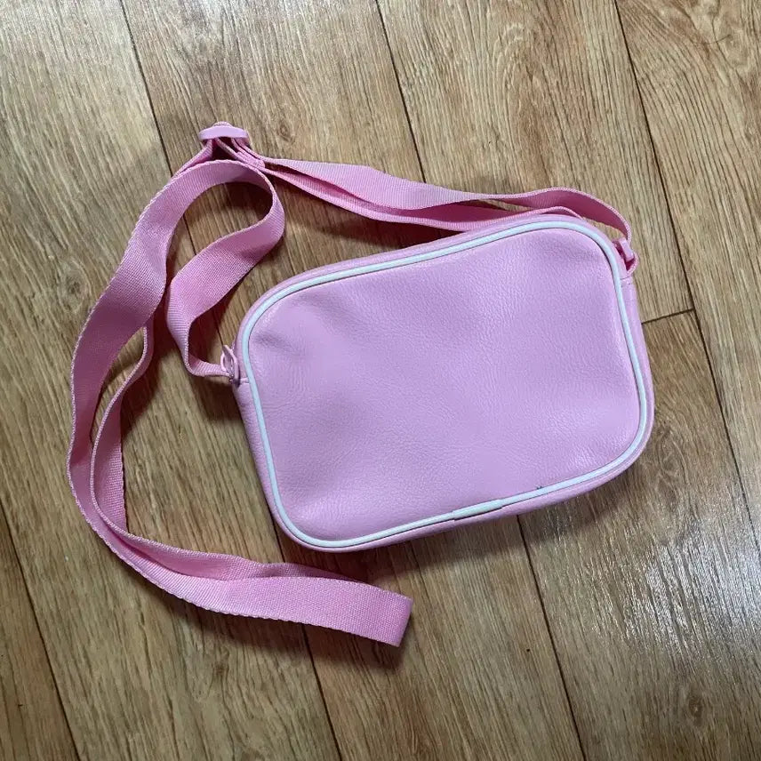 [BUNJANG] Adidas Pink Mini Crossbody Bag / 아디다스 핑크 미니백 크로스백 가방