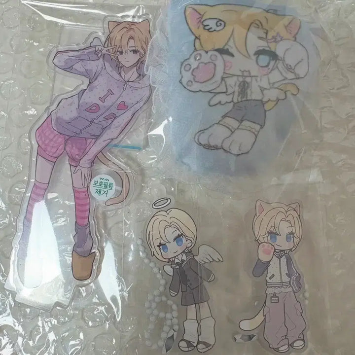 [BUNJANG] PLAVE Noah Eternal Syndrome Lucky Draw Bundle Set / 플레이브 노아 생카 영원신드롬 럭드 현물 일괄 판매