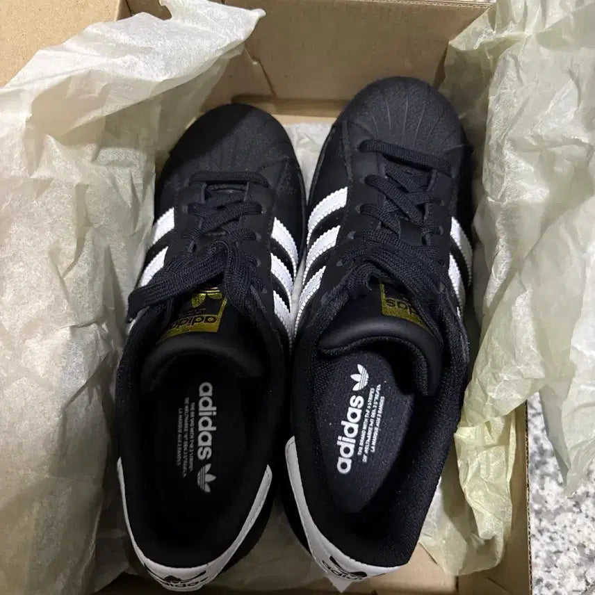 [BUNJANG] Adidas Superstar Black/White EG4959 / 아디다스 슈퍼스타 블랙/화이트 EG4959