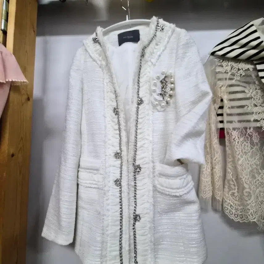 [BUNJANG] the vera White Chain Tweed Jacket / the vera 화이트 체인 트위드 자켓