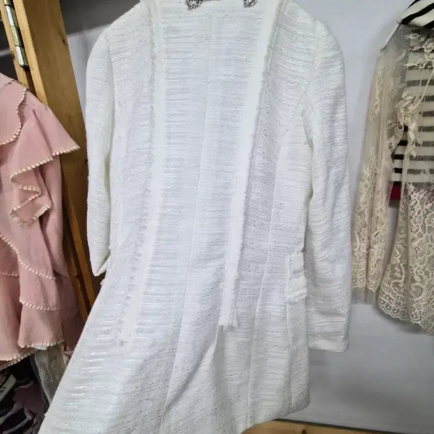 [BUNJANG] the vera White Chain Tweed Jacket / the vera 화이트 체인 트위드 자켓