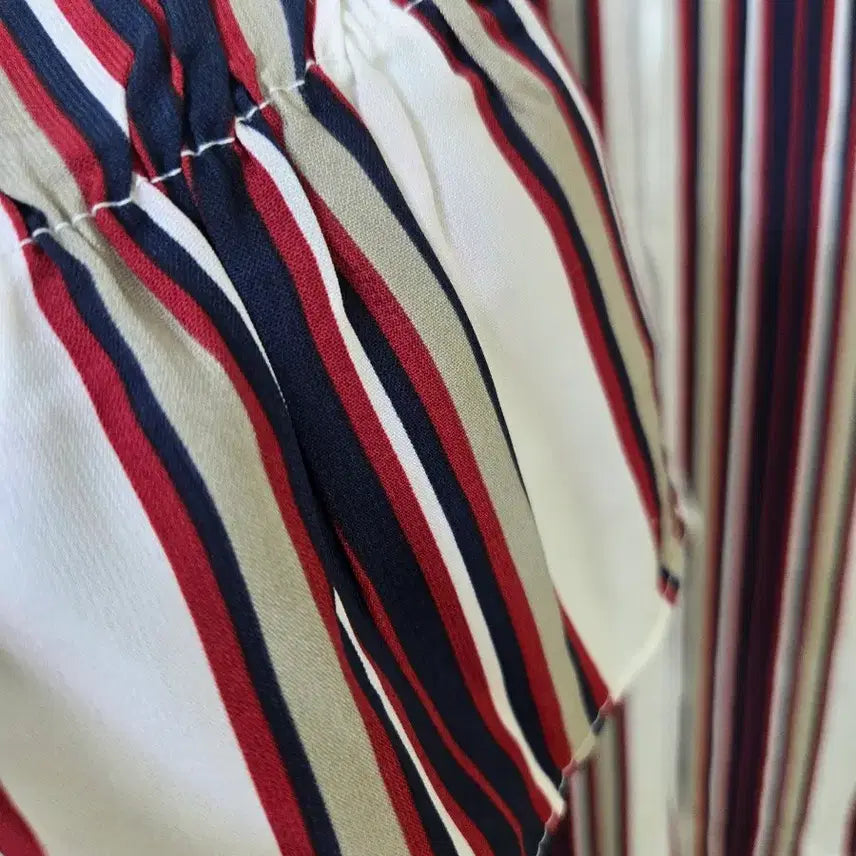 [BUNJANG] Lace Collar Striped Long Blouse / 레이스 카라 스트라이프 롱 블라우스