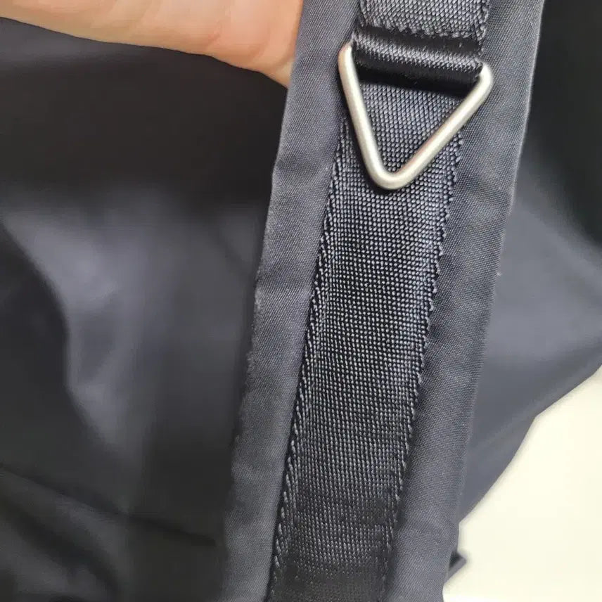 [BUNJANG] HAHARCHIVE 2-Way Drawstring Nylon Backpack / HAHARCHIVE 하아카이브 2way 드로우스트링 나일론 백팩