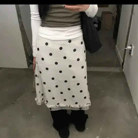 [BUNJANG] Urban Ribbed Tank Top Khaki / 도심 랩나시