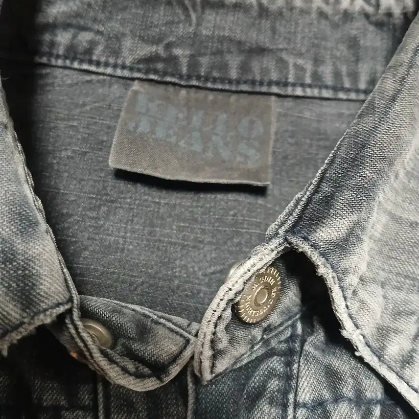[BUNJANG] KELLO JEANS Washed Gray Denim Western Shirt / (약 100) KELLO JEANS 켈로진스 워싱그레이 데님 웨스턴셔츠