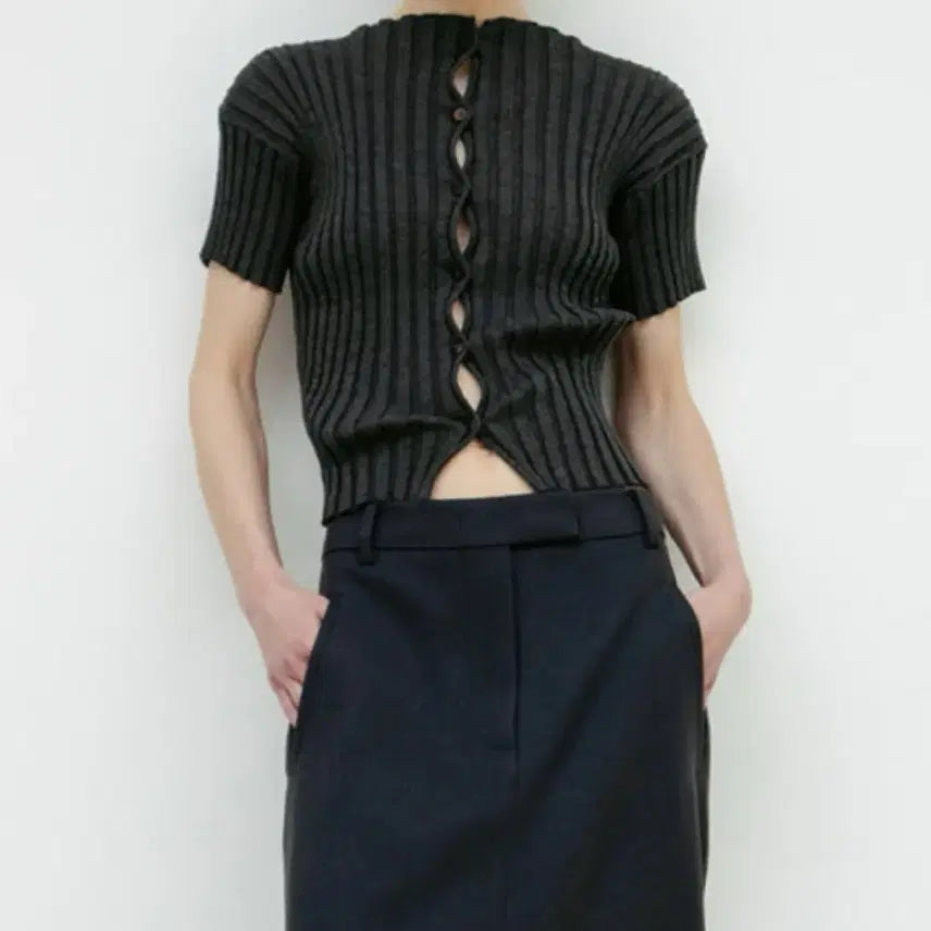 [BUNJANG] 르917 Milli Short Cardigan Dark Gray / 르917 밀리 숏 가디건 다크그레이