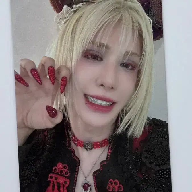[BUNJANG] XLOV Woohmuty POB Photocard / 엑스러브 (XLOV) 우무티 미공포 포카