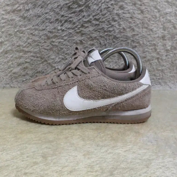 [BUNJANG] Nike Cortez Mink Brown Sneakers / 호로록구제 230 나이키 코르테즈 밍크 브라운 운동화 중고 신발