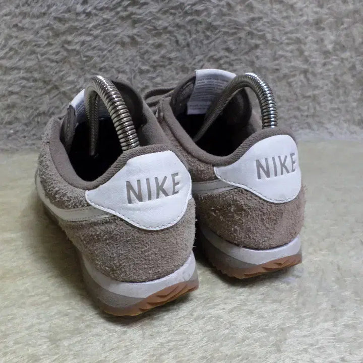 [BUNJANG] Nike Cortez Mink Brown Sneakers / 호로록구제 230 나이키 코르테즈 밍크 브라운 운동화 중고 신발