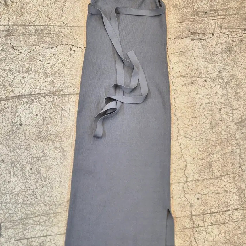 [SOLD OUT] 띠어리 골지 크로스백 드레스 S