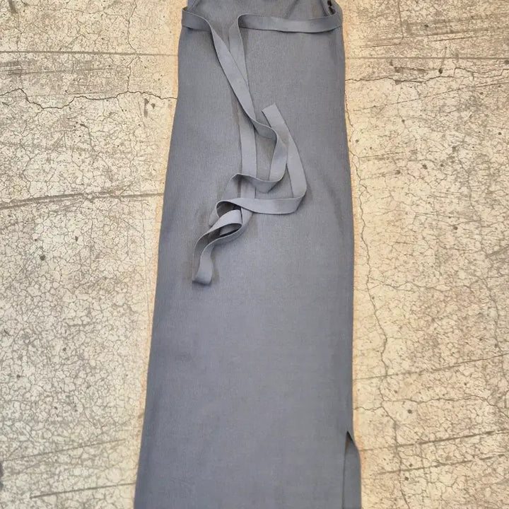 [SOLD OUT] 띠어리 골지 크로스백 드레스 S