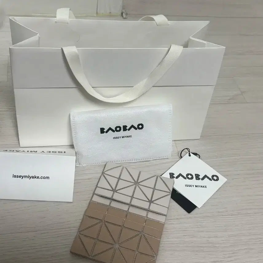 [BUNJANG] Bao Bao Card Wallet / 바오바오 카드지갑 새상품