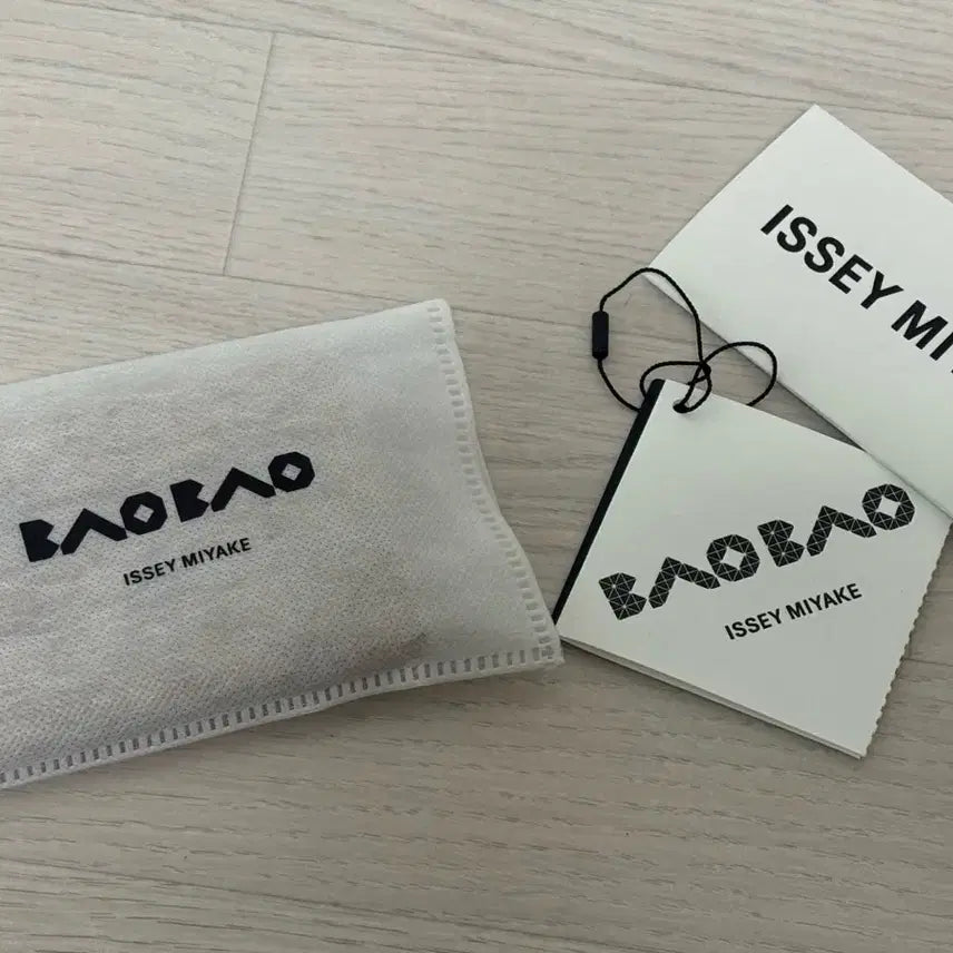[BUNJANG] Bao Bao Card Wallet / 바오바오 카드지갑 새상품