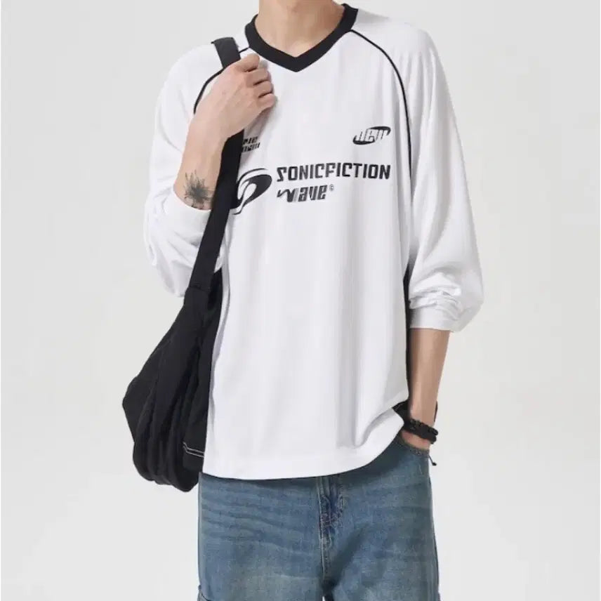 [SOLD OUT] 에잇세컨즈 스포츠 긴팔 티셔츠 M사이즈