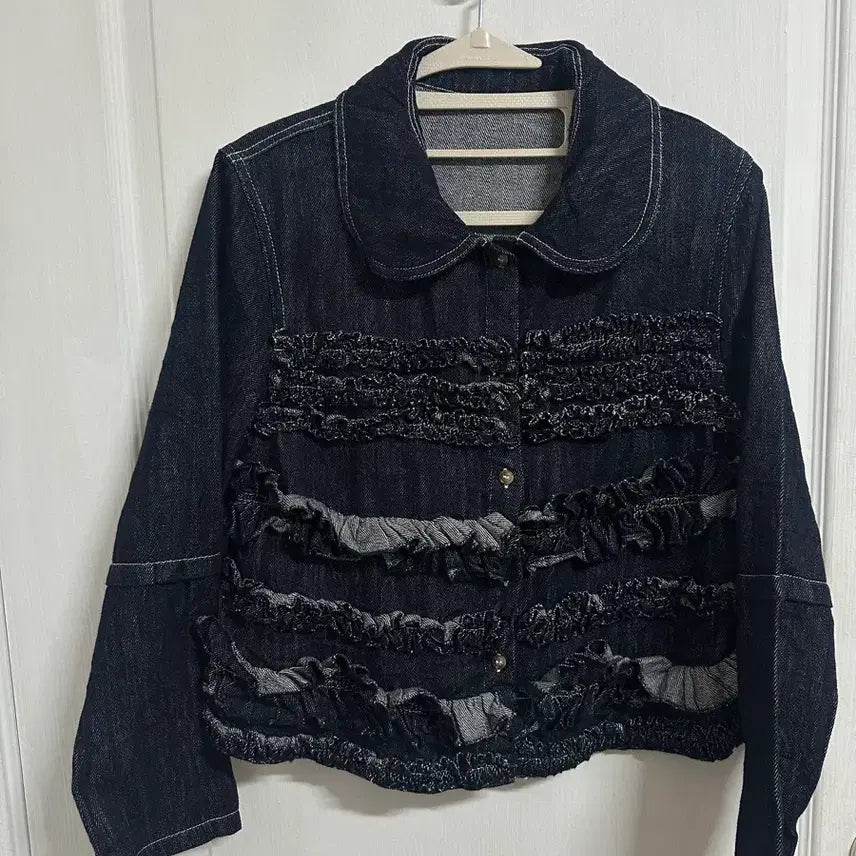 [BUNJANG] imakokoni Girl Black Denim Ruffle Collar Shirt Jacket / imakokoni girl 도쿄걸 모리걸 흑청 둥근카라 셔츠자켓