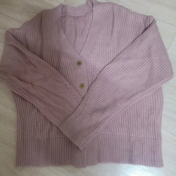 [BUNJANG] Pink V-Neck Knit Cardigan / 핑크 브이넥 니트 가디건