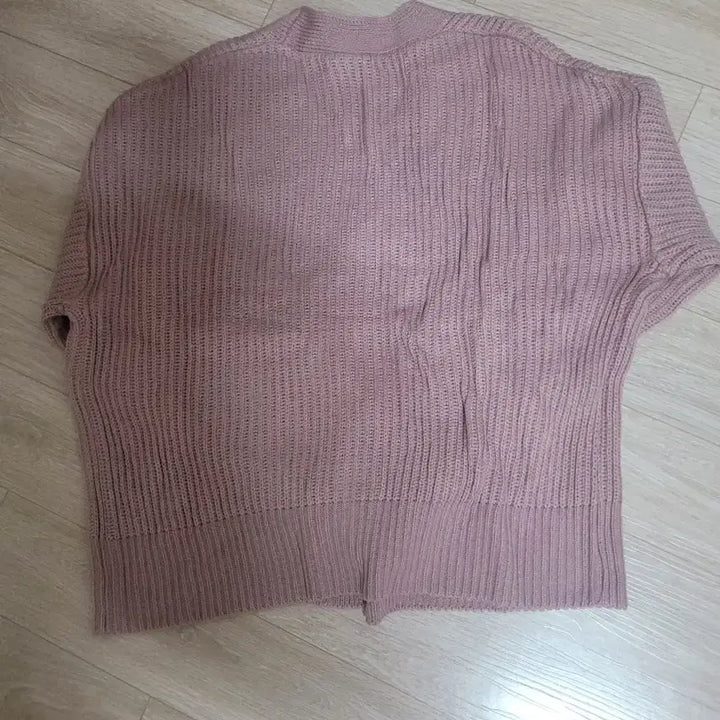 [BUNJANG] Pink V-Neck Knit Cardigan / 핑크 브이넥 니트 가디건