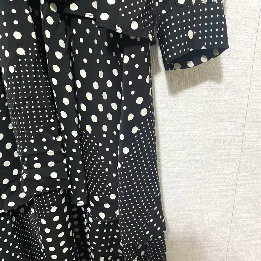 [SOLD OUT] 임블리 도트 원피스
