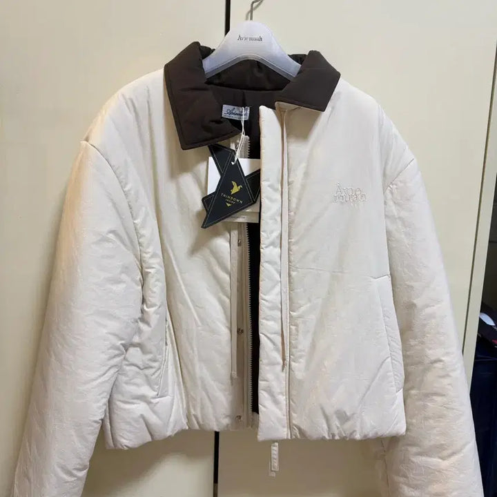 [BUNJANG] Abbie&amp;me Color Block Crop Puffer Jacket Beige / 아비에무아 컬러 블록 크롭 푸퍼 패딩 베이지