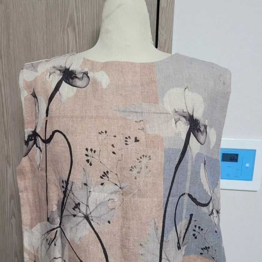 [BUNJANG] Lebeige Linen Floral Pattern Midi Dress / 르베이지 플라워 패턴 린넨 원피스