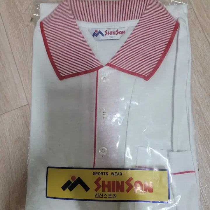 [BUNJANG] Sinsan White PK Short Sleeve T-shirt / 신산 화이트 PK 반팔 티셔츠