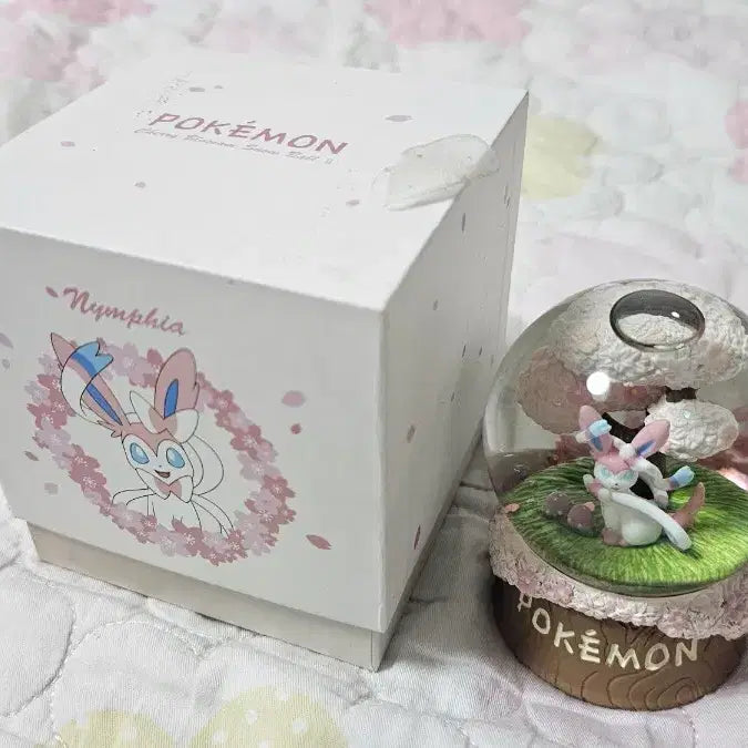 [BUNJANG] Pokemon Nymphia Snow Globe / 포켓몬스터 님피아 스노우볼