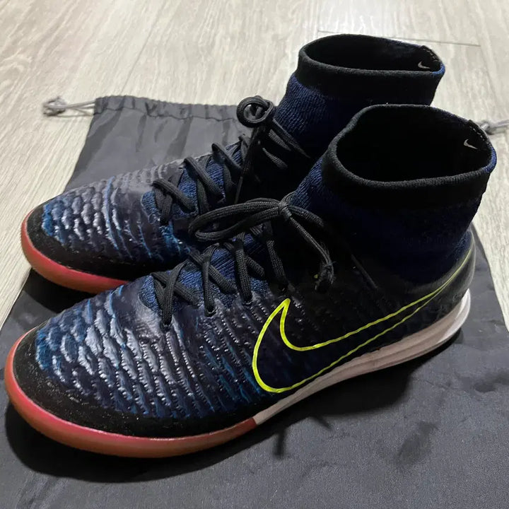 [BUNJANG] Nike Magista Proximo IC Football Boots (265) / 나이키 마지스타 프록시모 IC [265] 풋살화