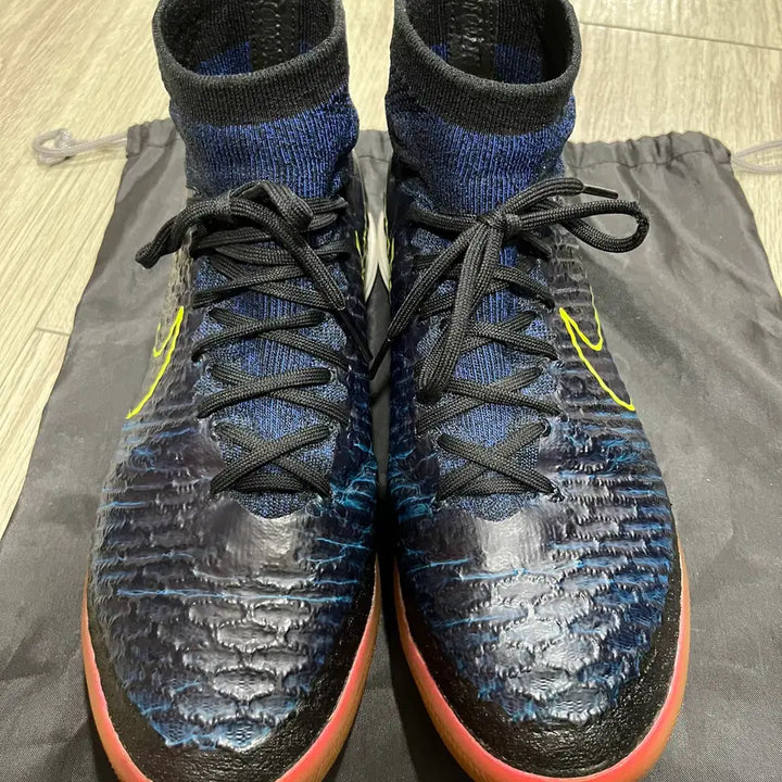 [BUNJANG] Nike Magista Proximo IC Football Boots (265) / 나이키 마지스타 프록시모 IC [265] 풋살화