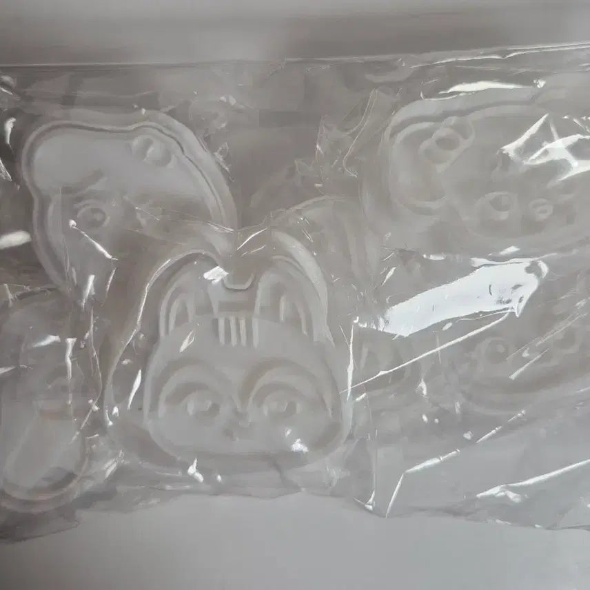 [BUNJANG] IVE Mini-Bear Cookie Cutter Bundle Set / 아이브 ive 미니브 쿠키틀 6개 일괄 양도