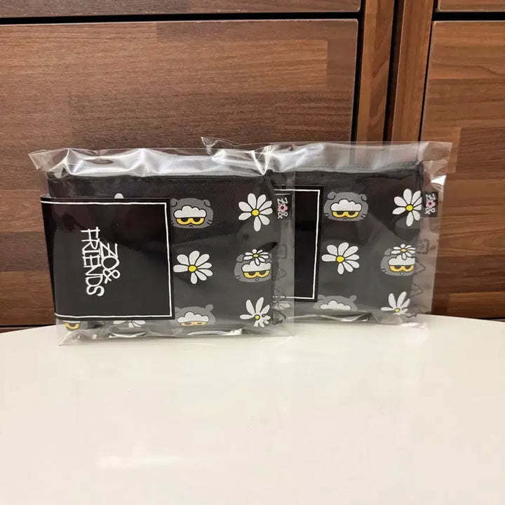 [BUNJANG] Joanne Friends Joa Pouch M / 조앤프렌즈 조아 파우치 M