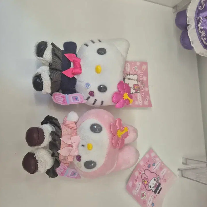 [BUNJANG] Hello Kitty My Melody Gyaru School Uniform Keychain Set / 헬로키티 마이멜로디 코갸루 교복 키링 정품