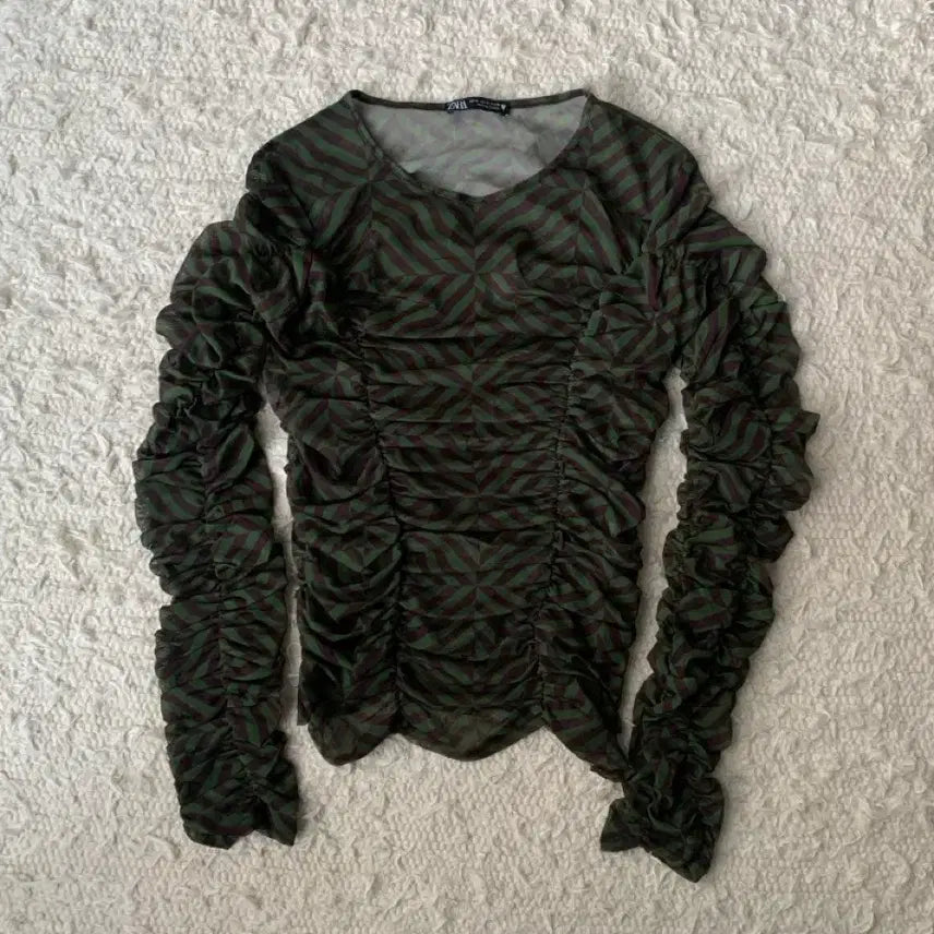 [BUNJANG] Zara Sheer Shirred Tulle Blouse / [새상품] 자라 시스루 셔링 튤 티셔츠 패턴 블라우스