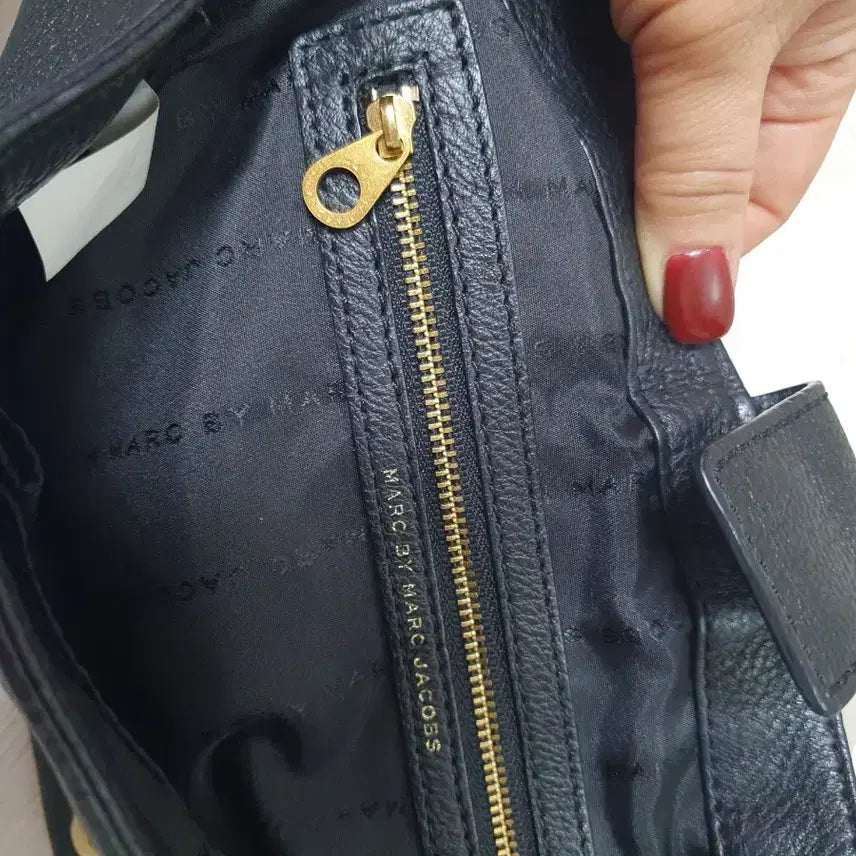 [BUNJANG] Marc by Marc Jacobs Leather Tote &amp; Crossbody Bag / 마크바이마크제이콥스  토트&amp;크로스백