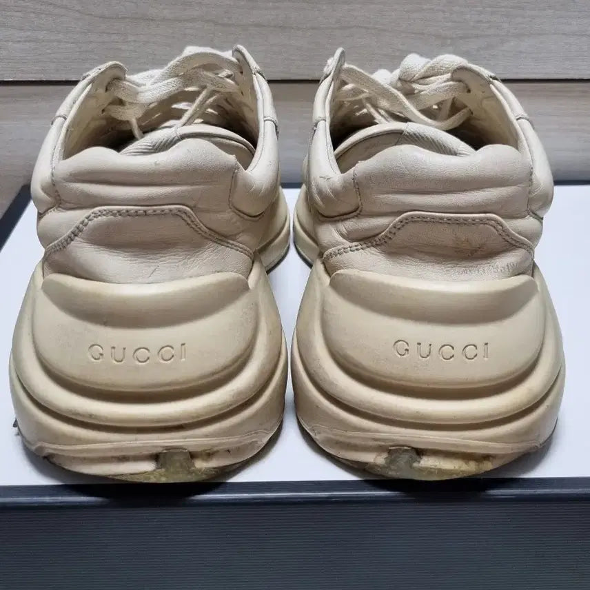 [BUNJANG] Gucci Rhyton Sneakers / 구찌 라이톤 스니커즈 5.5