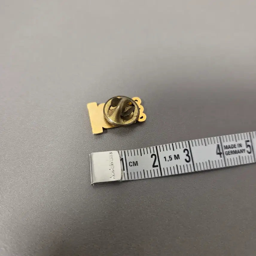 [BUNJANG] 1992 Barcelona Olympics Pin Badge / 92 바르셀로나 올림픽 뱃지