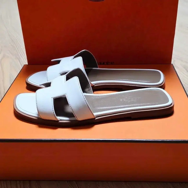 [BUNJANG] Hermes Oran Sandals White Size 35 / 에르메스 오란 샌들 화이트 사이즈 35 (정품)