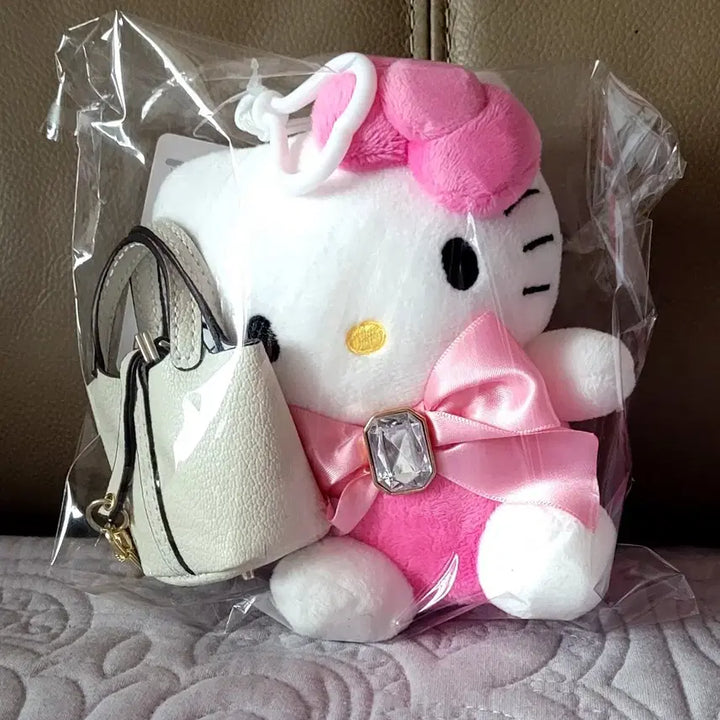 [SOLD OUT] 헬로키티28cm인형+키티 빅리본+미니어처 핸드백(새상품)