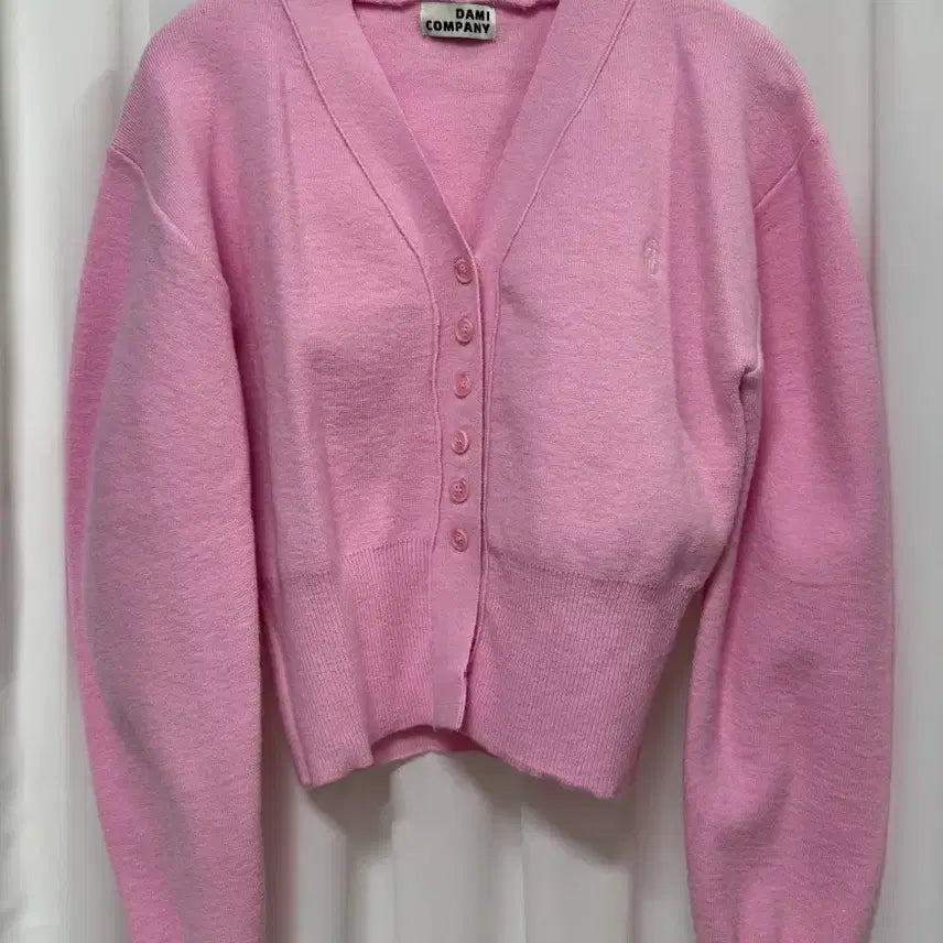 [BUNJANG] DAMI COMPANY Pink Soft V-Neck Cardigan / 다미컴퍼니 핑크 소프트 브이넥 가디건
