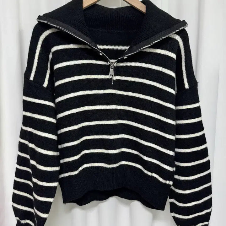 [BUNJANG] Striped Half-Zip High Neck Knit Sweater / [새상품] 스트라이프 반집업 하이넥 카라 니트