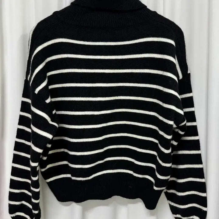 [BUNJANG] Striped Half-Zip High Neck Knit Sweater / [새상품] 스트라이프 반집업 하이넥 카라 니트