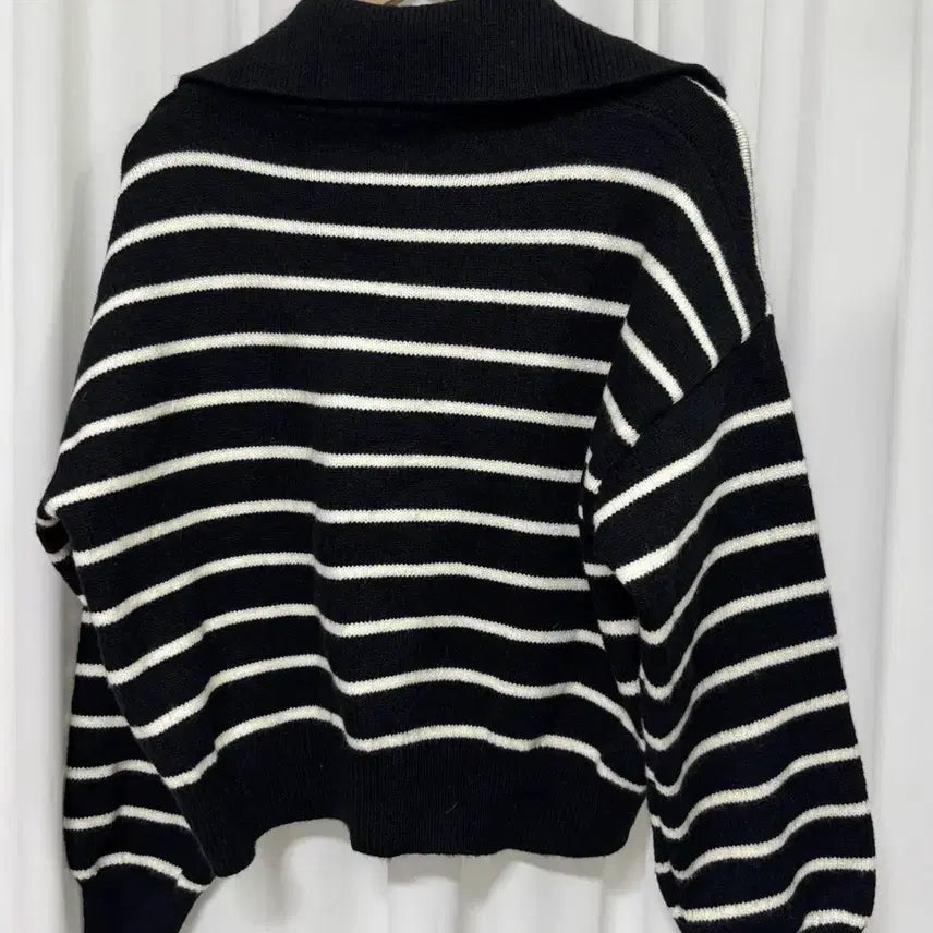 [BUNJANG] Striped Half-Zip High Neck Knit Sweater / [새상품] 스트라이프 반집업 하이넥 카라 니트