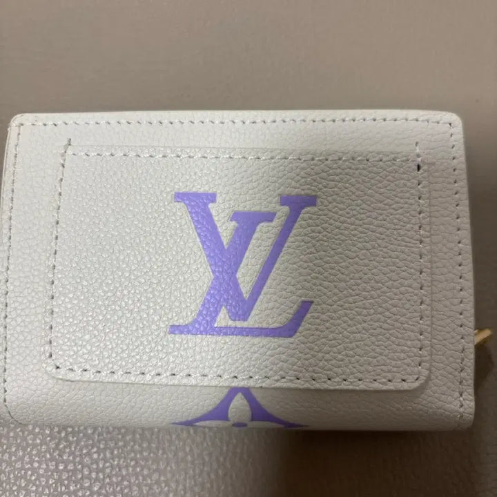 [BUNJANG] Louis Vuitton Monogram White Bifold Wallet / 루이비통 화이트 모노그램 반지갑