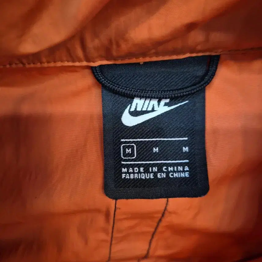 [BUNJANG] Nike Windbreaker Jacket (Orange) / 나이키 윈드브레이커 바람막이 M 오렌지 (스우시로고)