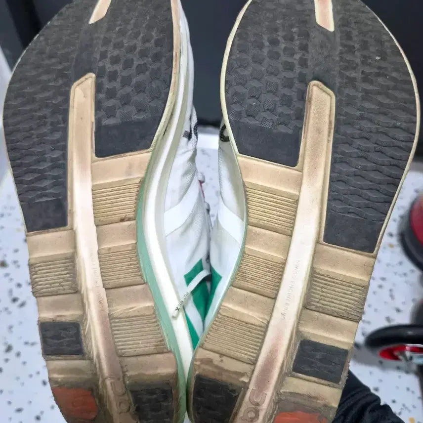 [BUNJANG] On Running Cloudboom Echo 3 Road Running Shoes - 265mm / 온러닝 클라우드붐 에코3 265mm