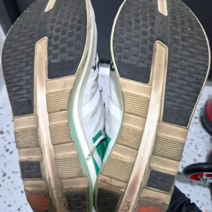 [BUNJANG] On Running Cloudboom Echo 3 Road Running Shoes - 265mm / 온러닝 클라우드붐 에코3 265mm