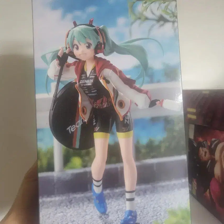 [BUNJANG] Hatsune Miku Racing Figure / 하츠네 미쿠 레이싱 피규어