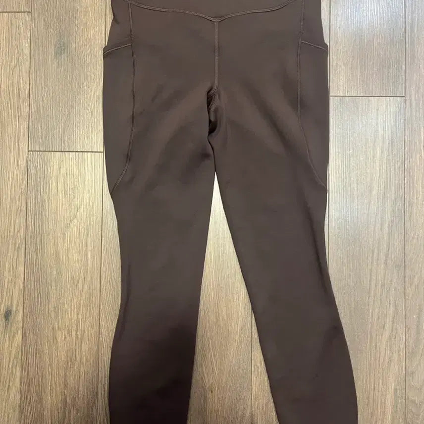 [SOLD OUT] 룰루레몬 패스트 앤 프리 겨울용 6 25인치