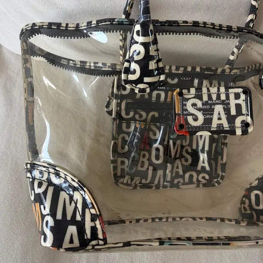 [SOLD OUT] 마크 제이콥스 (Marc Jacobs) 빈티지 PVC 숄더백 (블랙 /